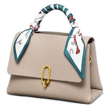 Bolso bandolera de mujer de piel auténtica.